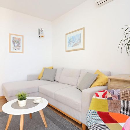 Apartments By The Sea Podgora, Makarska - 2594 Værelse billede