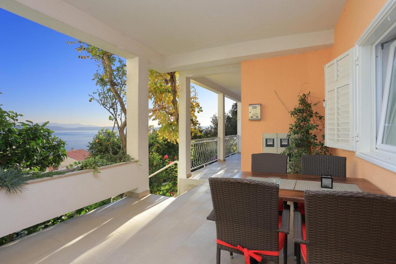 Apartments By The Sea Podgora, Makarska - 2594 Eksteriør billede