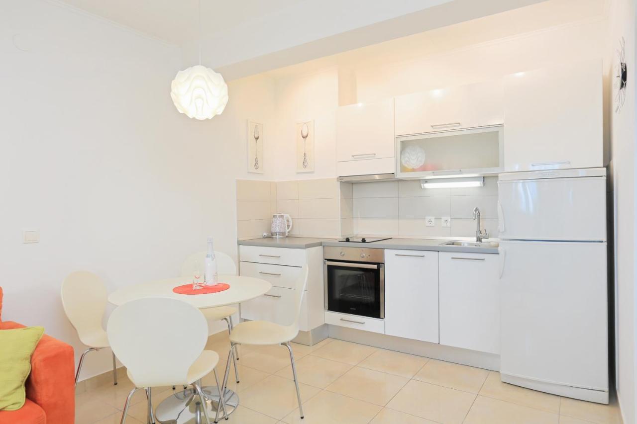 Apartments By The Sea Podgora, Makarska - 2594 Eksteriør billede